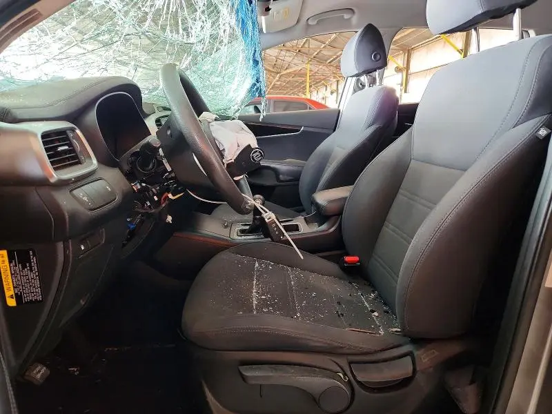 2018 KIA SORENTO LX V6  