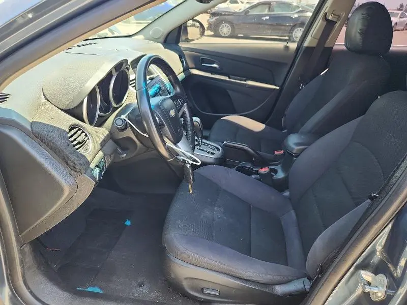 2012 CHEVROLET CRUZE LT  
