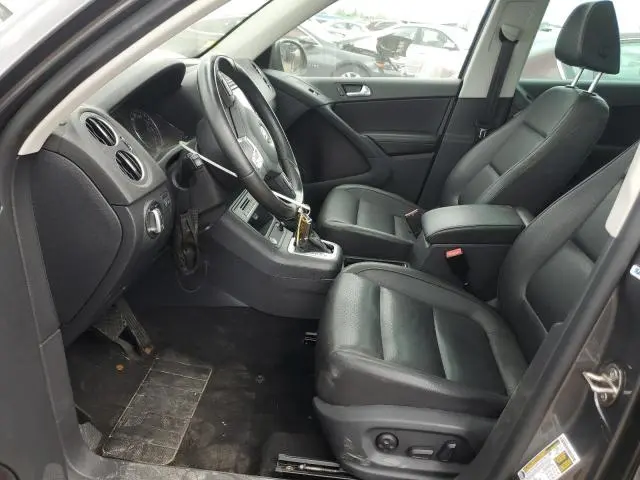 2016 VOLKSWAGEN TIGUAN S  