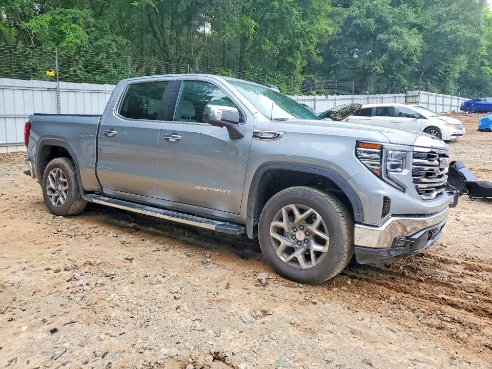 2026 GMC SIERRA K1500 SLT  