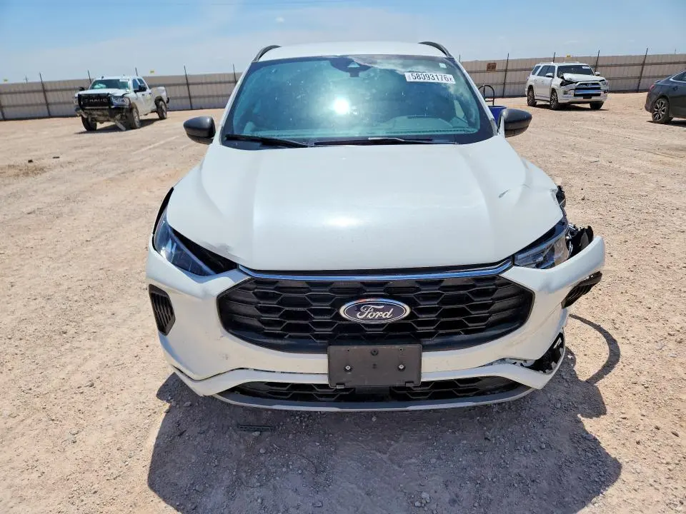2023 FORD ESCAPE ST LINE  