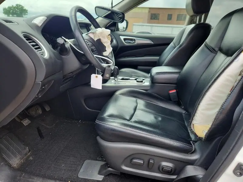 2017 NISSAN PATHFINDER SL  