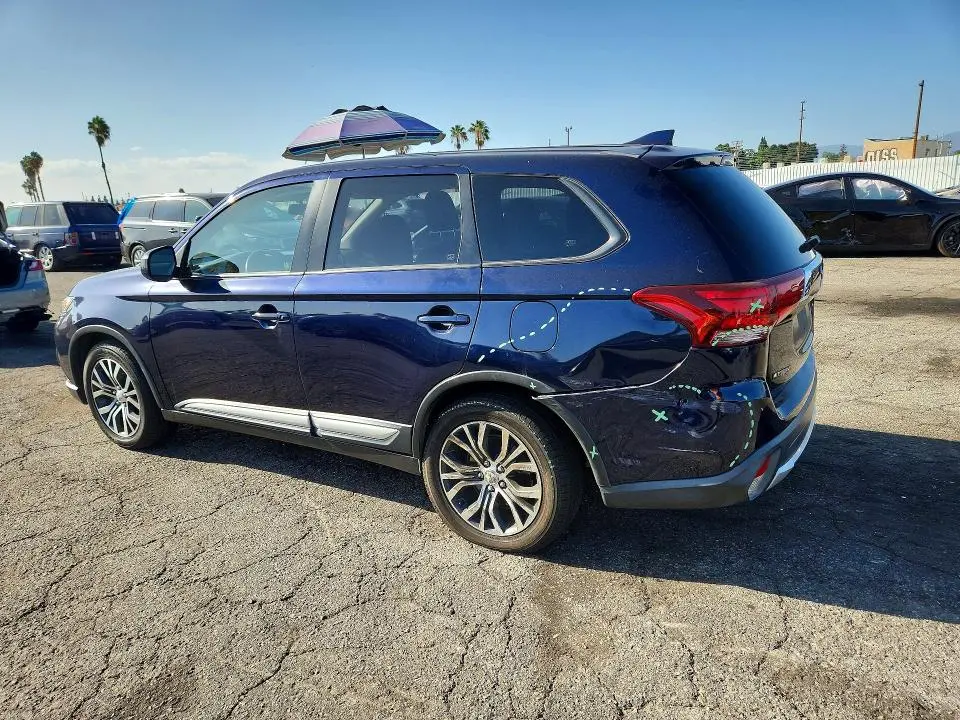 2017 MITSUBISHI OUTLANDER ES  
