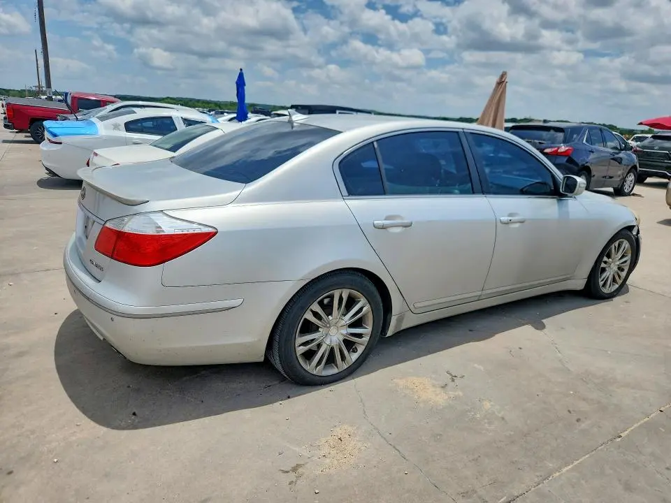 2011 HYUNDAI GENESIS 3.8L  