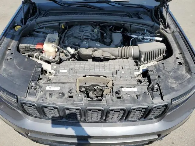 2022 JEEP GRAND CHEROKEE L LAREDO  