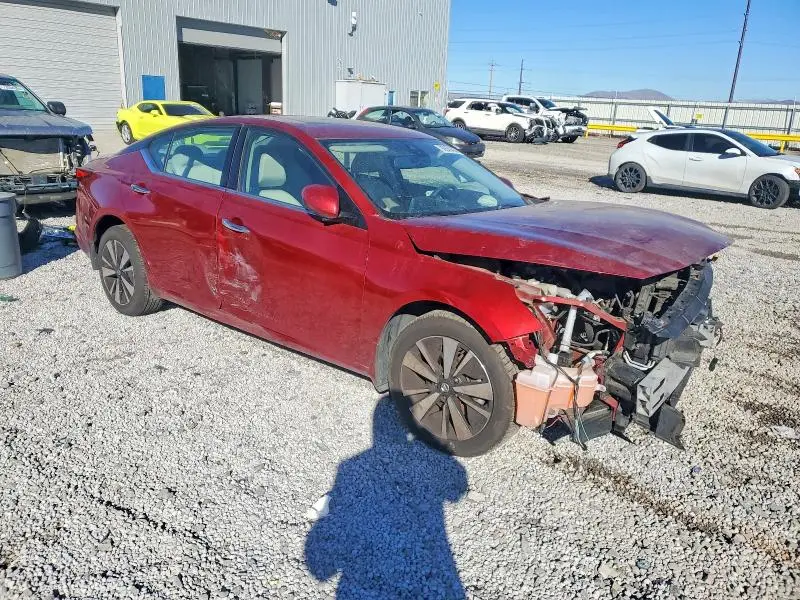 2019 NISSAN ALTIMA SV  