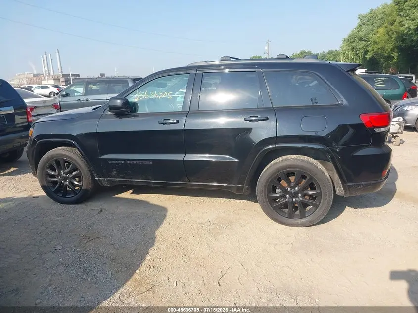 2017 JEEP GRAND CHEROKEE ALTITUDE
