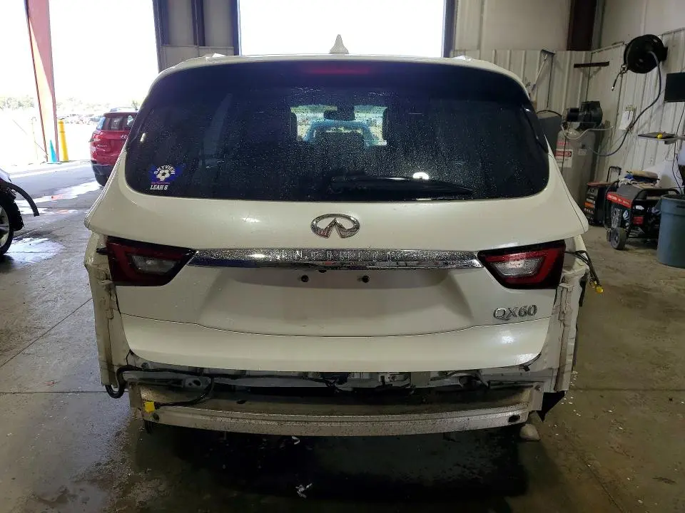 2018 INFINITI QX60 BASE  