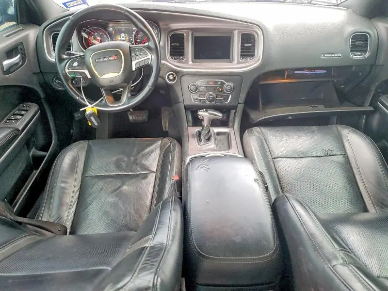 2019 DODGE CHARGER SXT  