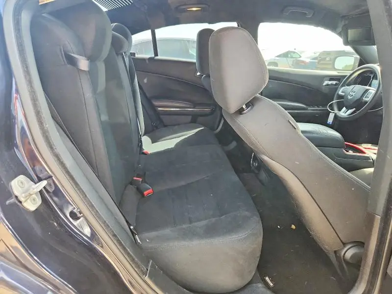 2012 DODGE CHARGER SE  