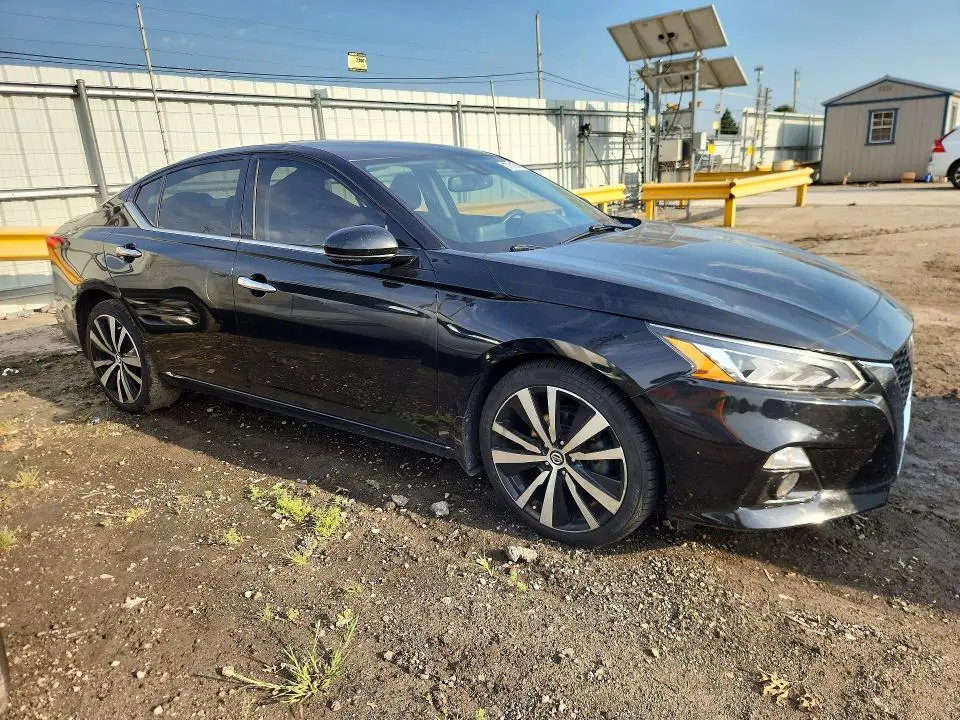 2019 NISSAN ALTIMA PLATINUM  