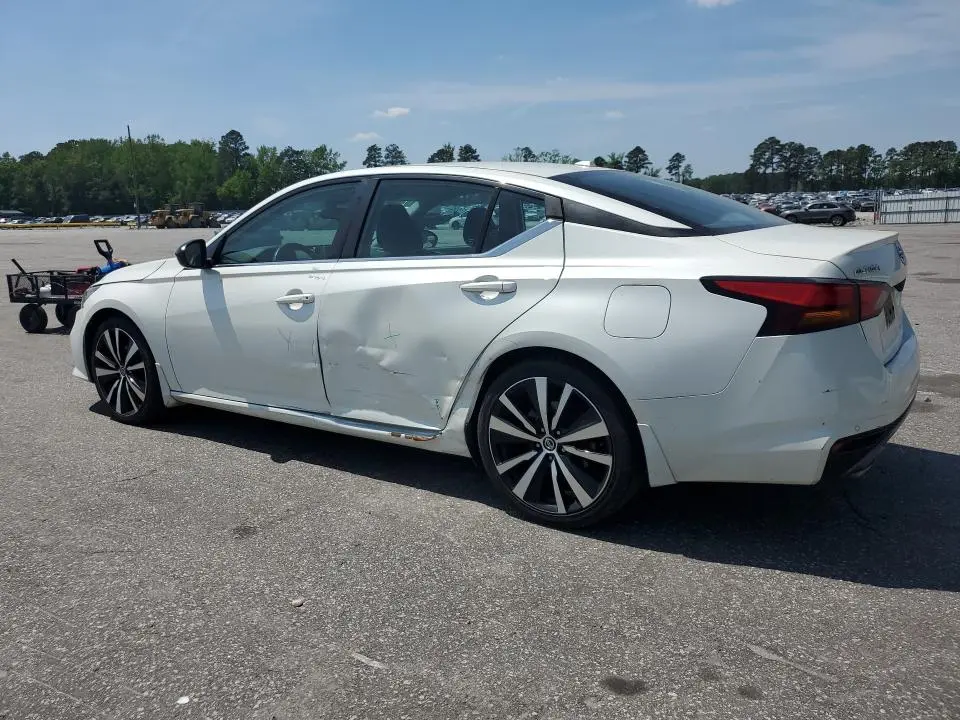 2020 NISSAN ALTIMA SR  