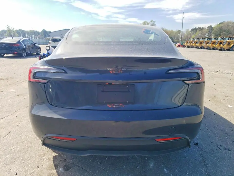 2026 TESLA MODEL 3   