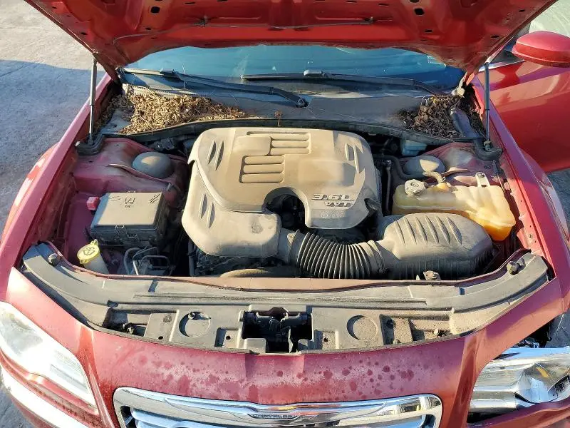 2013 CHRYSLER 300   