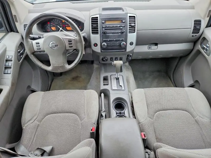 2011 NISSAN FRONTIER S  