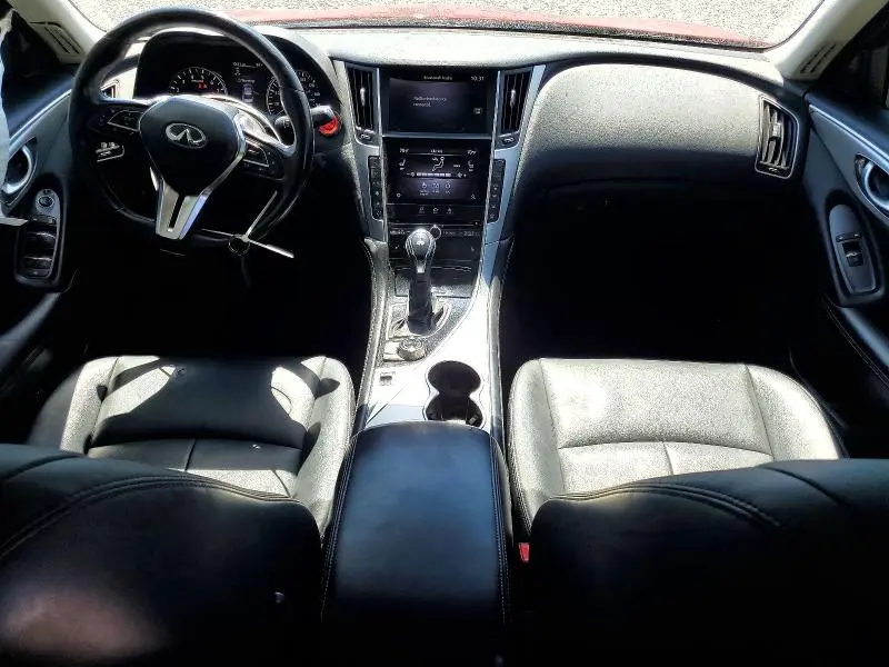 2021 INFINITI Q50 LUXE  