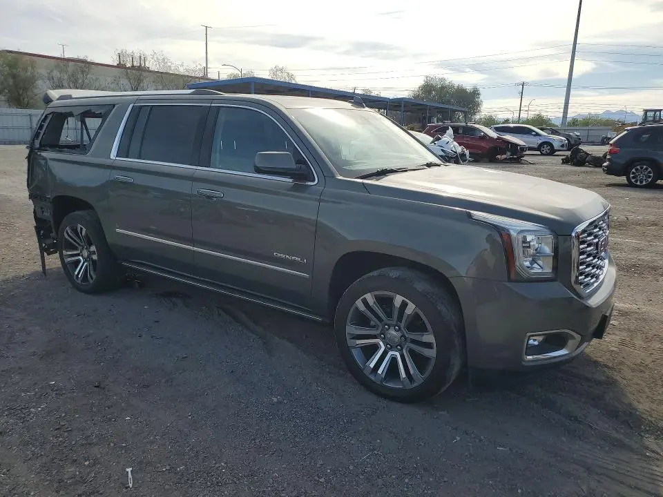 2018 GMC YUKON XL DENALI  