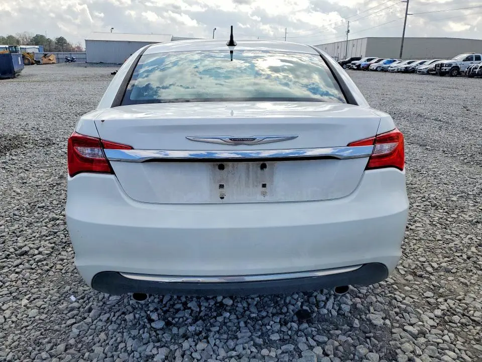 2011 CHRYSLER 200 LIMITED  
