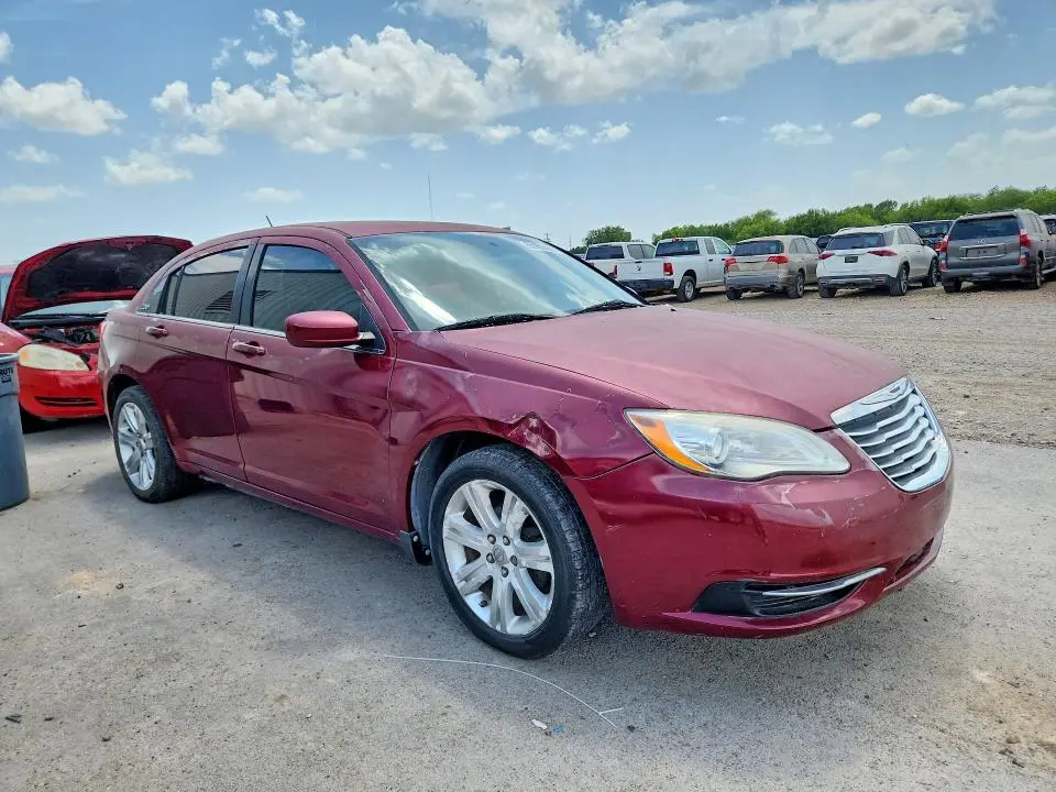 2013 CHRYSLER 200 LX  