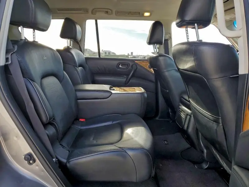 2014 INFINITI QX80   