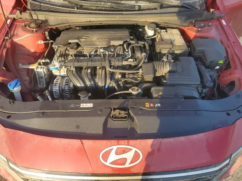 2025 HYUNDAI ELANTRA SEL  