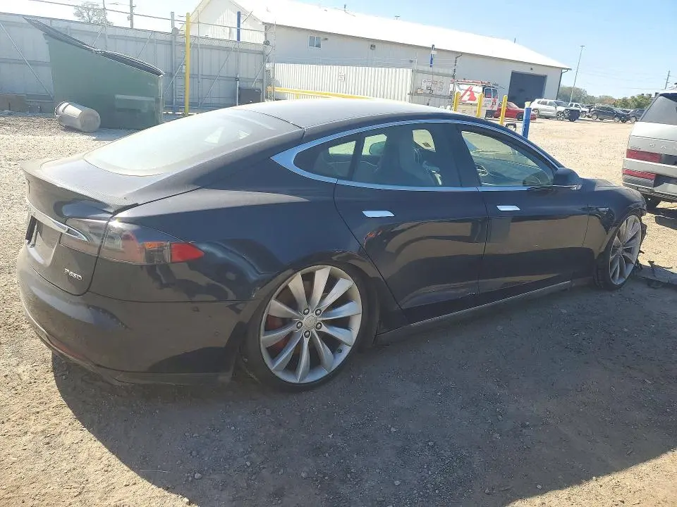 2014 TESLA MODEL S   