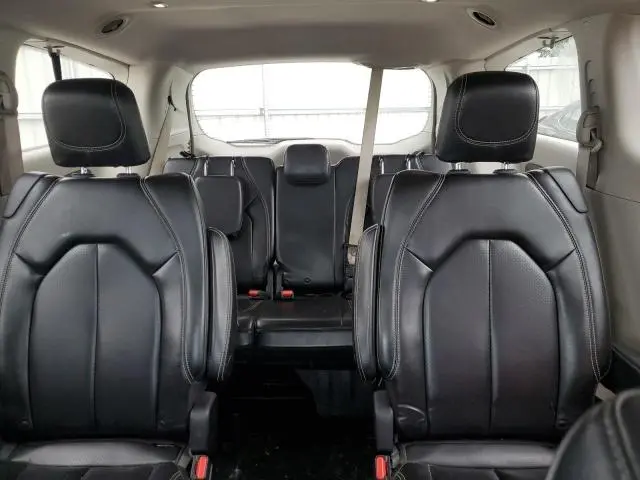 2020 CHRYSLER VOYAGER LXI  