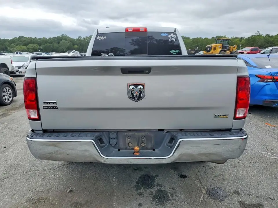 2017 RAM 1500 SLT  