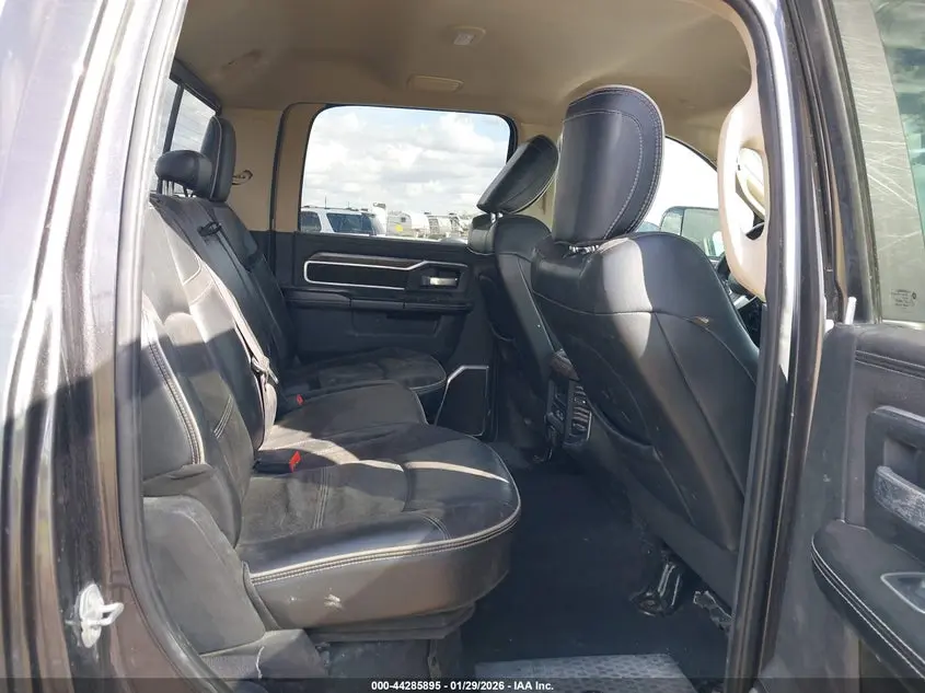 2021 RAM 2500 LARAMIE  4X4 6'4 BOX
