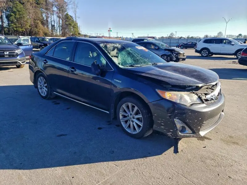 2012 TOYOTA CAMRY HYBRID  