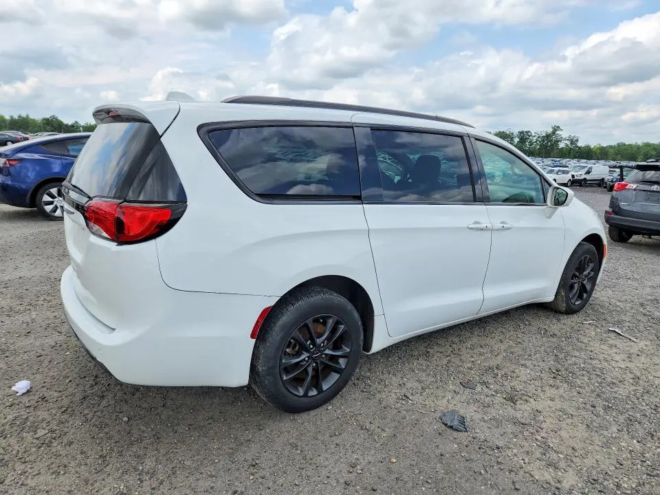 2020 CHRYSLER PACIFICA TOURING L  