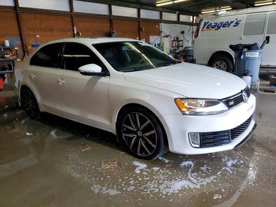 2012 VOLKSWAGEN JETTA GLI  