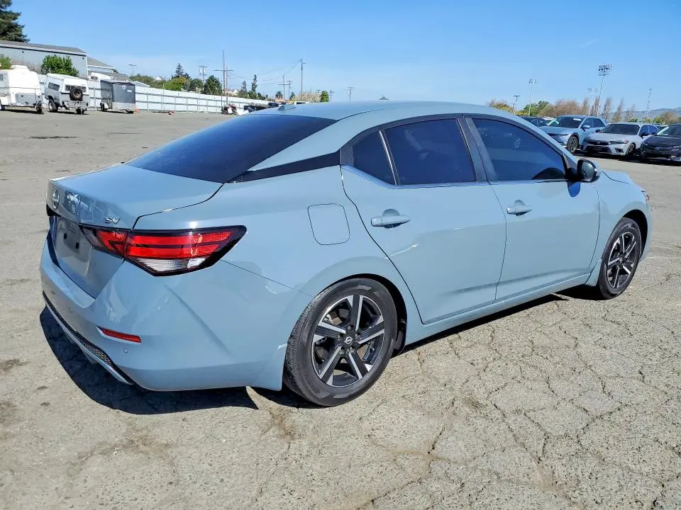 2024 NISSAN SENTRA SV  