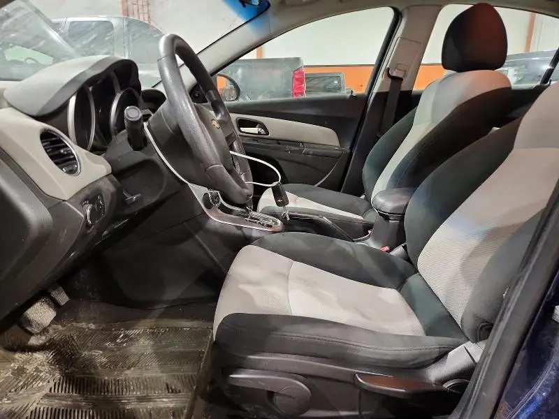 2011 CHEVROLET CRUZE LS  