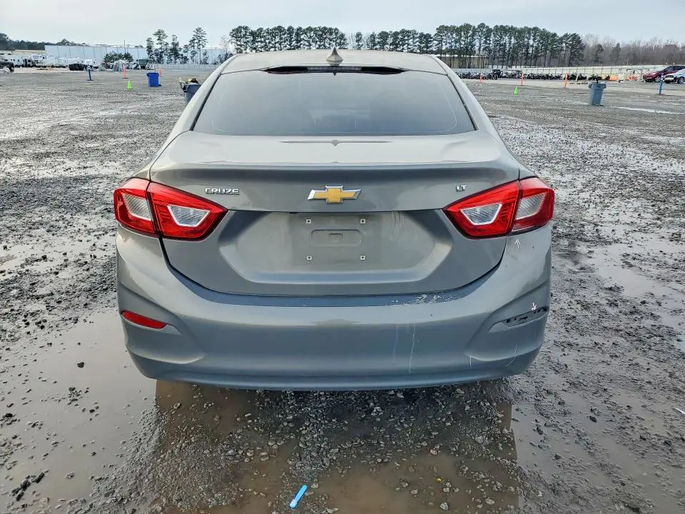 2018 CHEVROLET CRUZE LT  