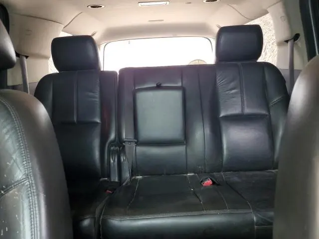 2011 CHEVROLET SUBURBAN C1500 LT  