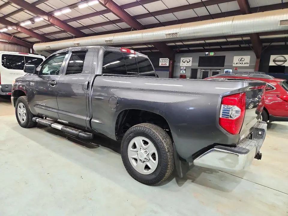 2016 TOYOTA TUNDRA SR5  
