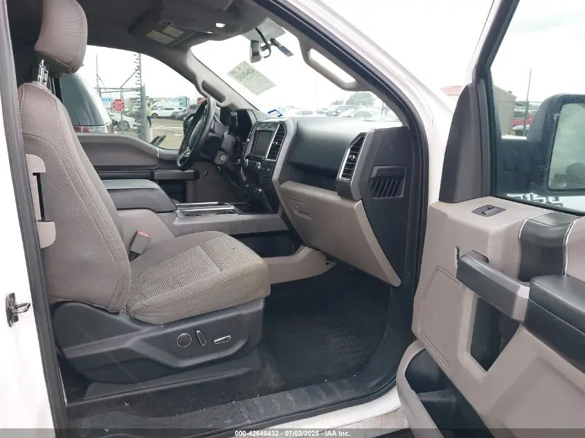 2015 FORD F-150 XLT