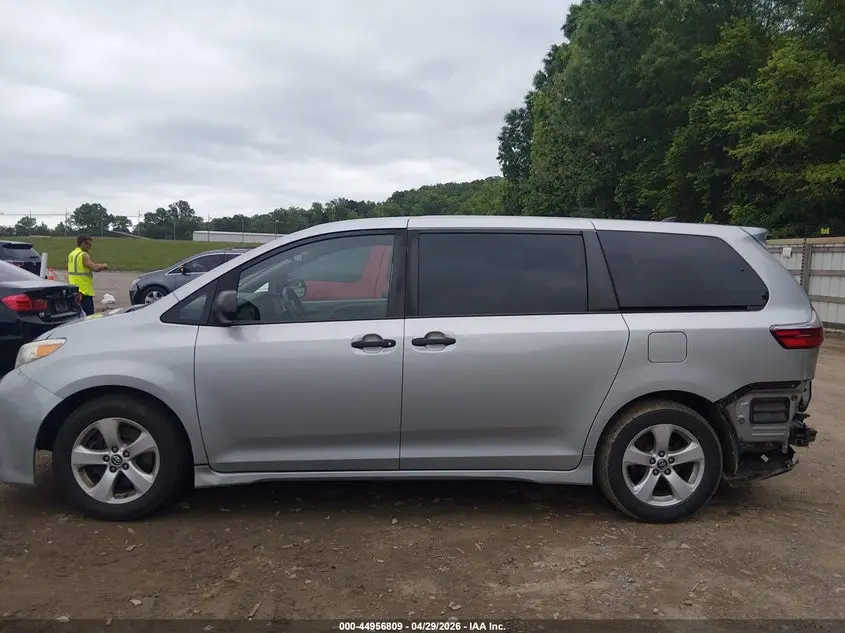 2020 TOYOTA SIENNA L