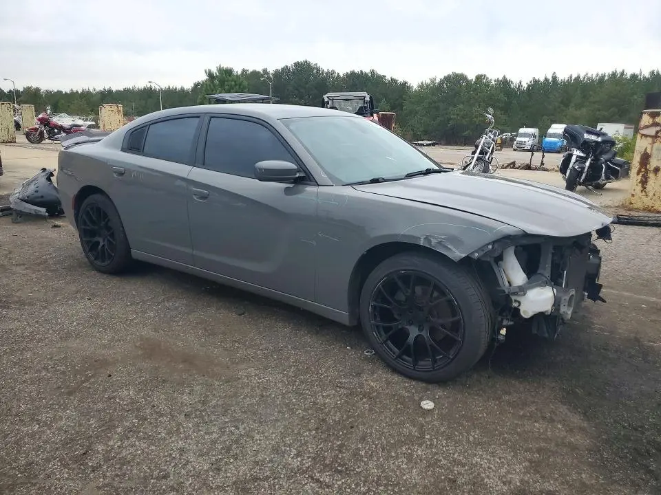 2018 DODGE CHARGER SXT  