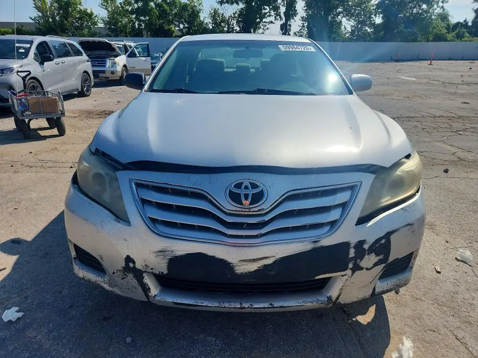 2011 TOYOTA CAMRY LE  