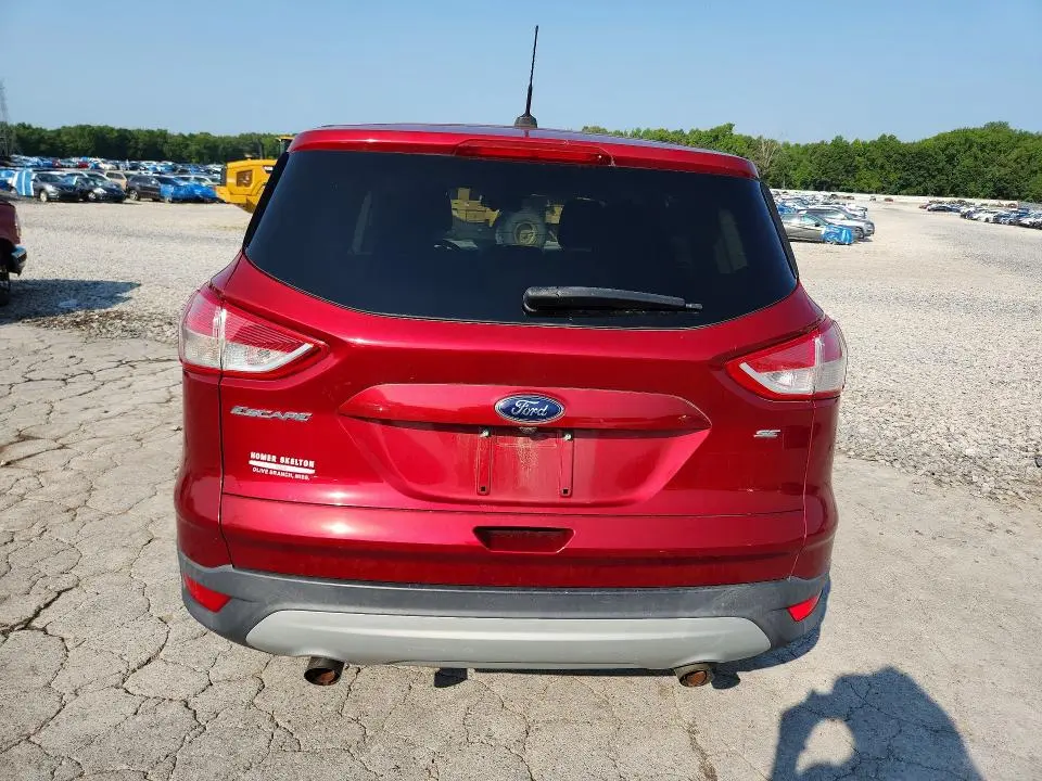 2016 FORD ESCAPE SE  