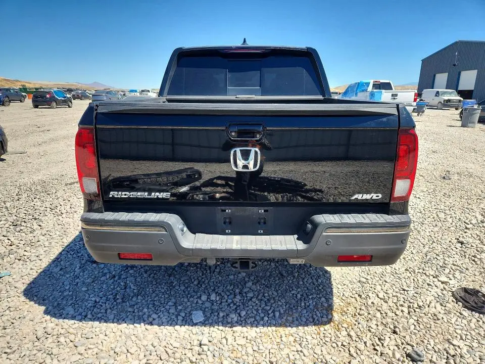 2018 HONDA RIDGELINE BLACK EDITION  