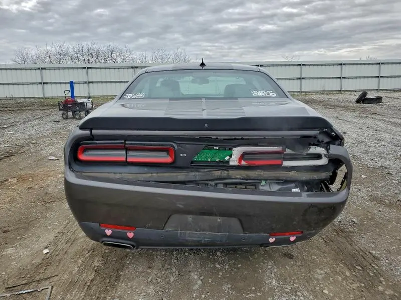 2016 DODGE CHALLENGER SXT  