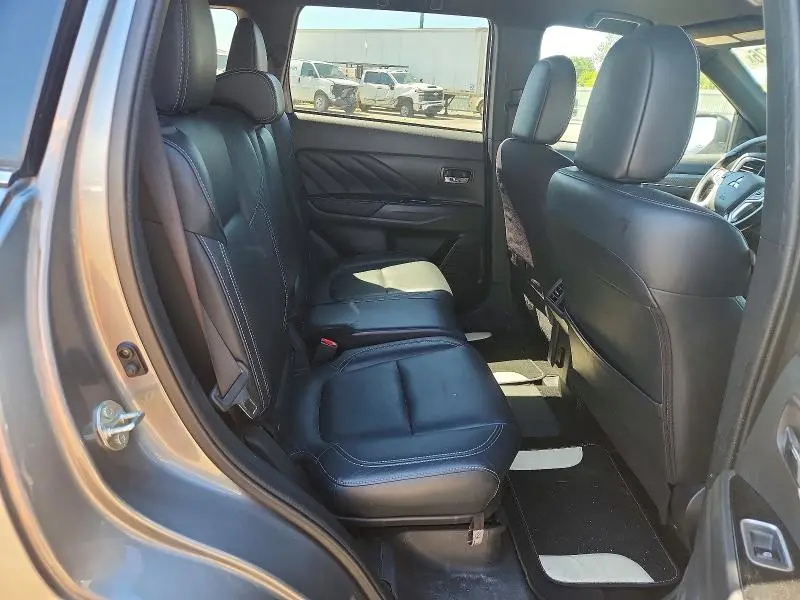 2022 MITSUBISHI OUTLANDER SEL  
