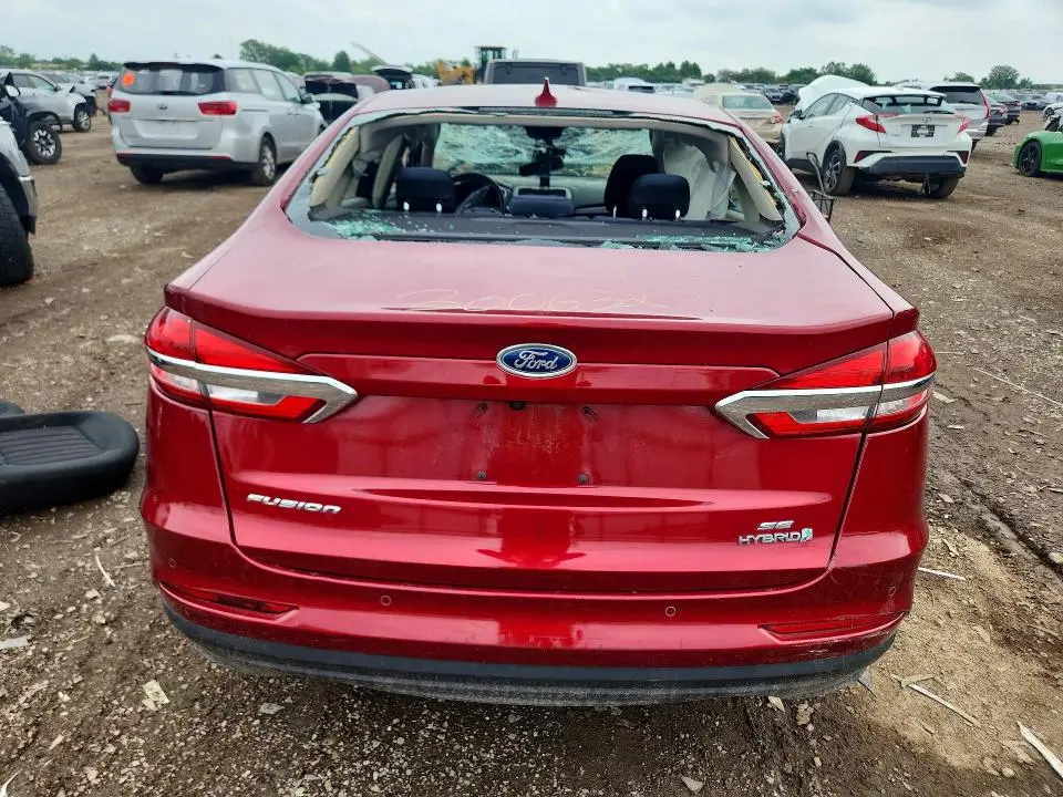 2019 FORD FUSION SE  