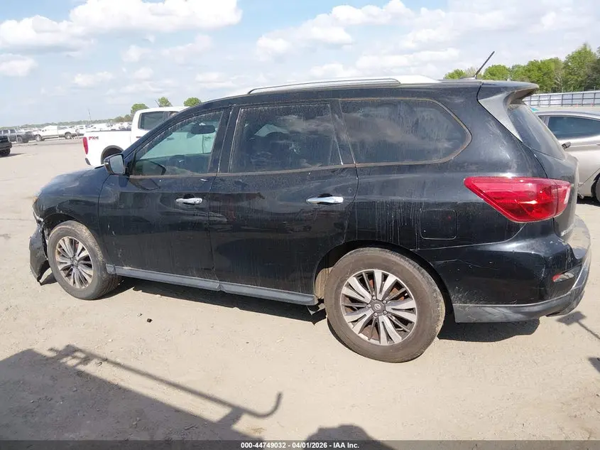 2018 NISSAN PATHFINDER SV
