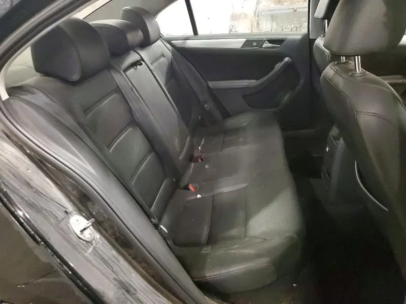 2011 VOLKSWAGEN JETTA TDI  