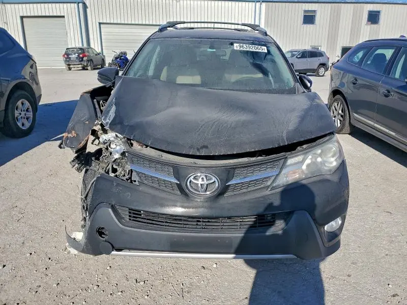 2014 TOYOTA RAV4 XLE  