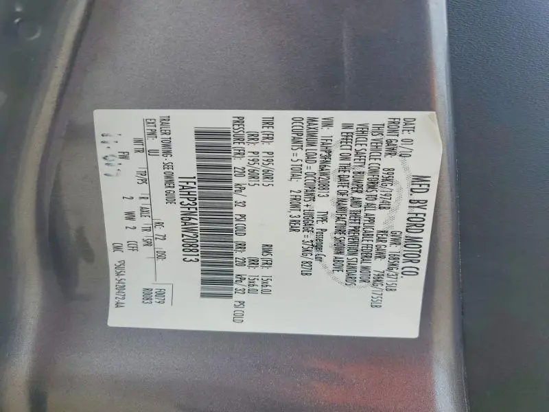 2010 FORD FOCUS SE  